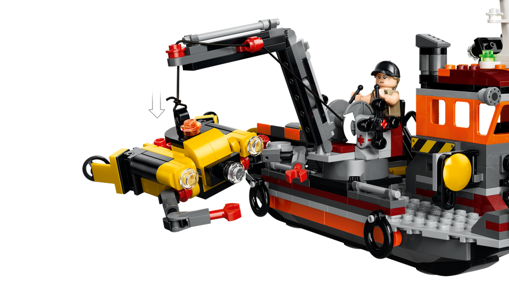 LEGO Jurassic World Mosasaurus Dinosaur Boat Attack | 77983