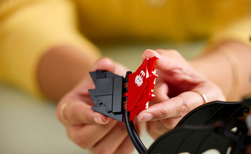 LEGO Icons How to Train Your Dragon: Toothless | 10375