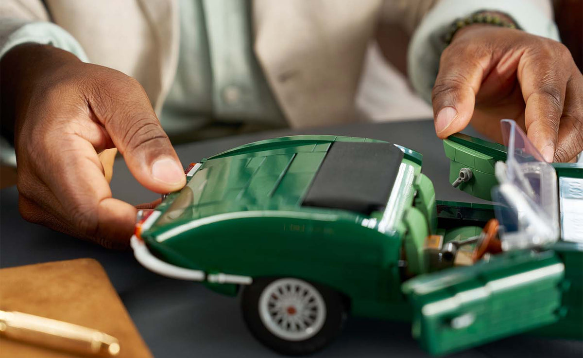 LEGO Icons Jaguar E-Type | 11381