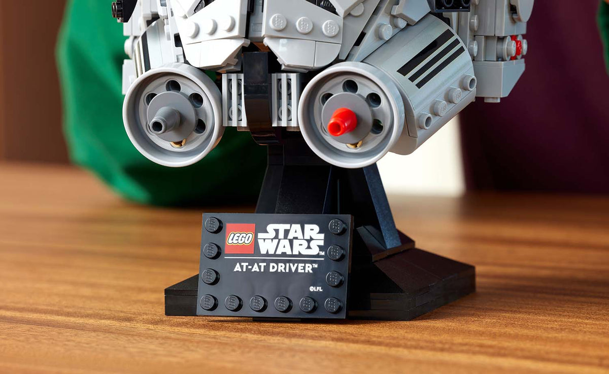 LEGO Star Wars AT-AT Driver Helmet | 75429