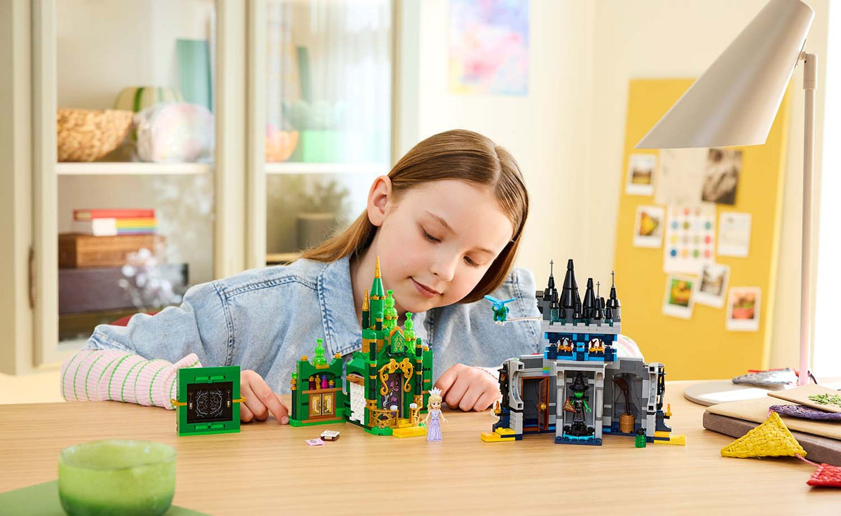 LEGO Wicked Emerald City & Kiamo Ko Castle | 75689